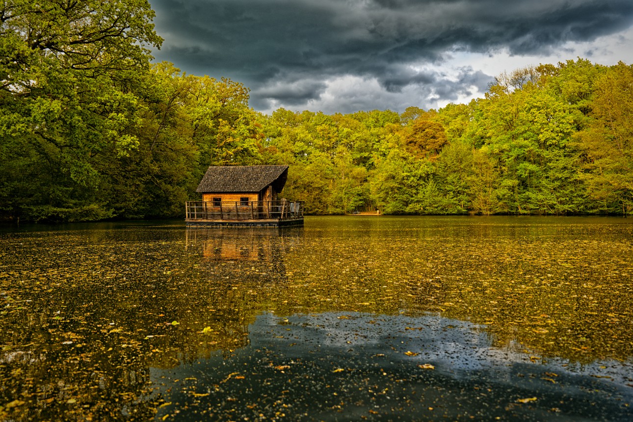 House on the Lake, Normandie
